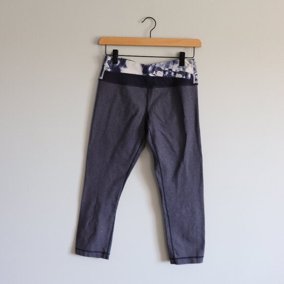 Lululemon Women's Sz 4 Indigo Wunder Under Astro Activewear Stretch Crop Legging - Picture 1 of 9
